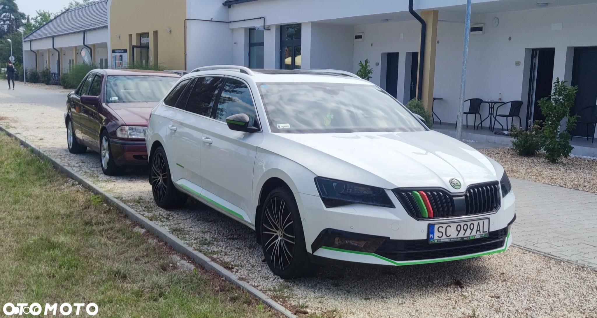 Skoda Superb 2.0 TDI 4x4 L&K DSG - 24