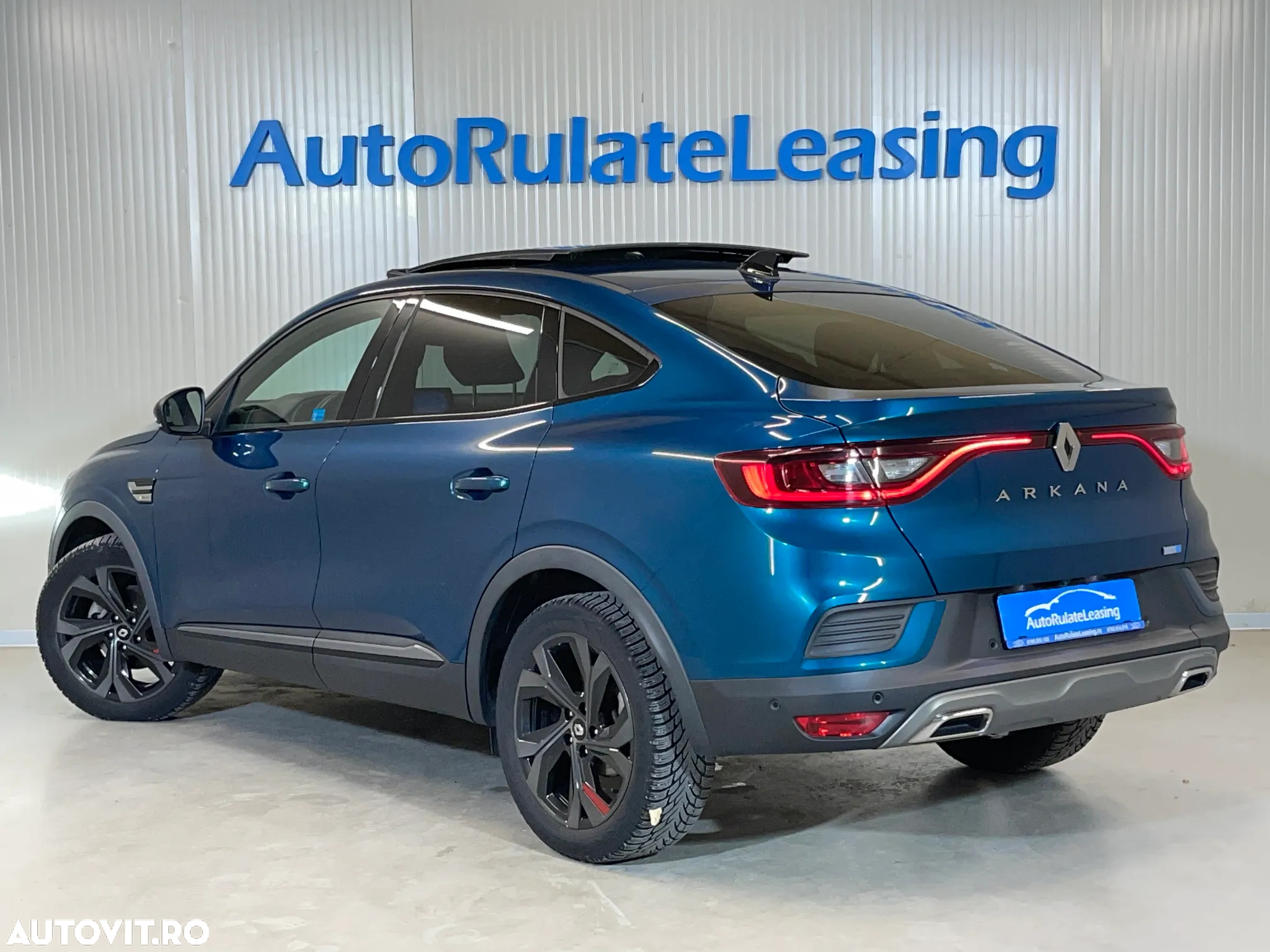Renault Arkana E-TECH Hybrid RS Line - 4
