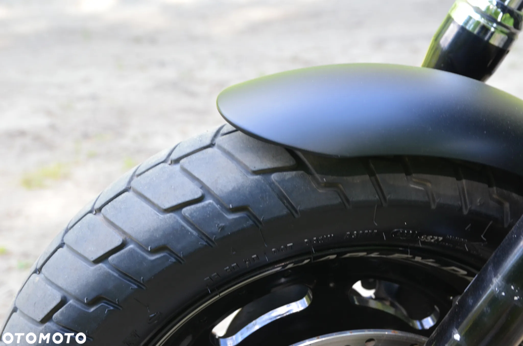 Harley-Davidson Dyna Fat Bob - 34