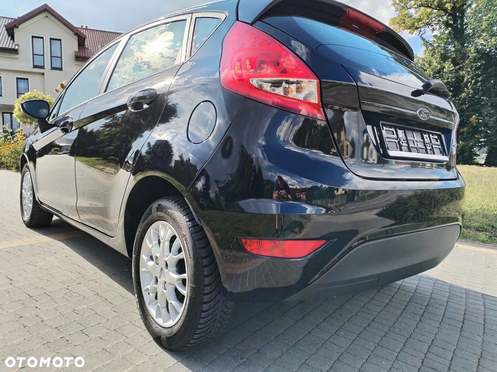 Ford Fiesta - 35