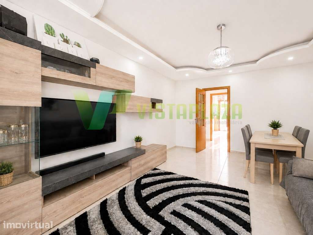 Apartamento T2 com Lugar de Garagem na Zona do Chinicato em Lagos - Grande imagem: 4/21
