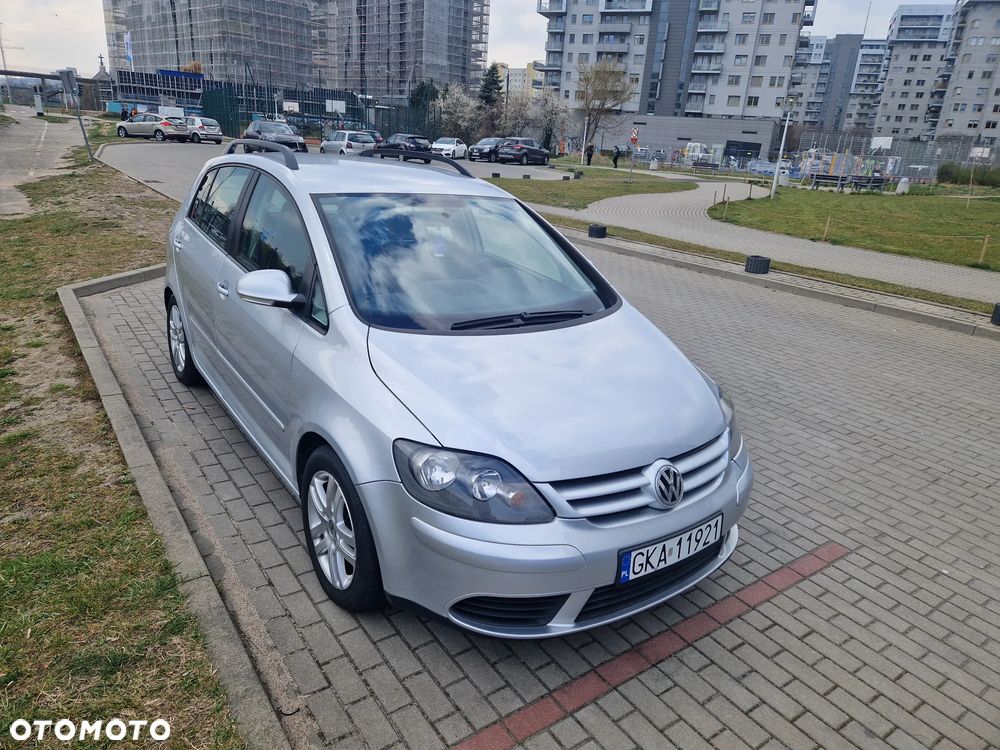 Volkswagen Golf Plus 1.9 TDI Comfortline - 1