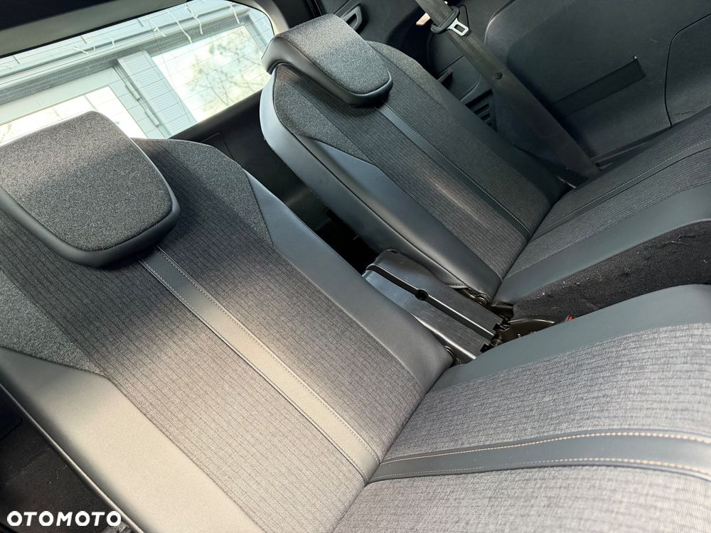 Peugeot 5008 1.5 BlueHDi GT S&S - 21