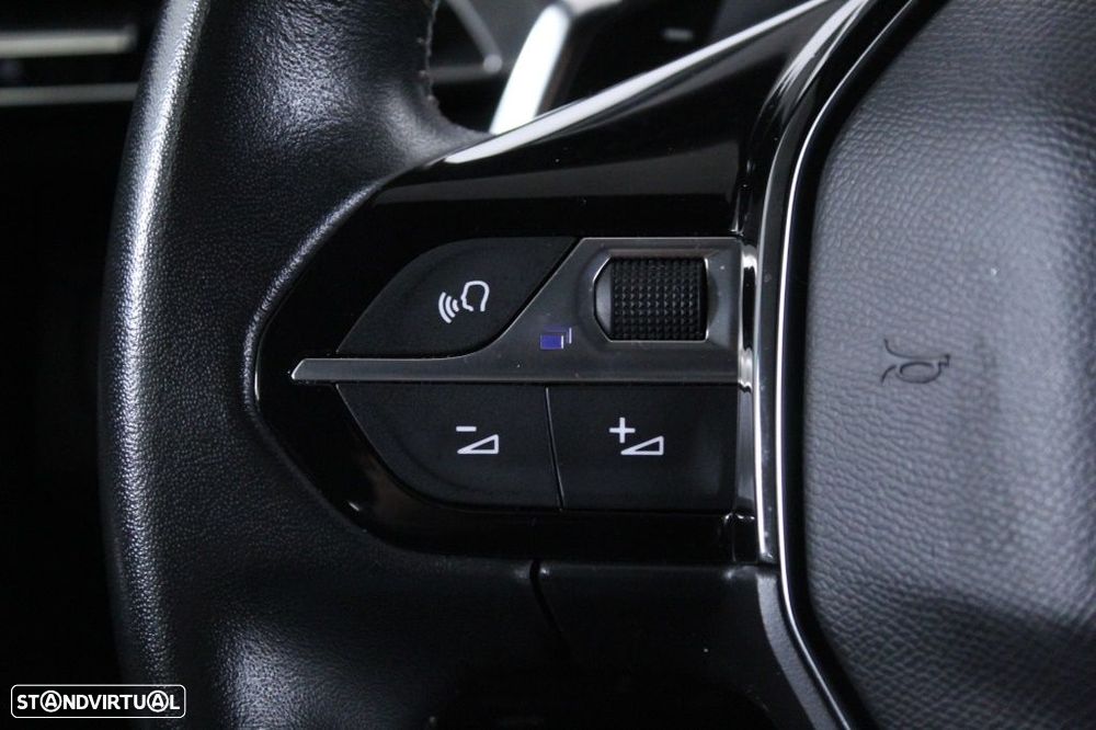 Peugeot 5008 1.5 BlueHDi Allure Pack EAT8 - 22