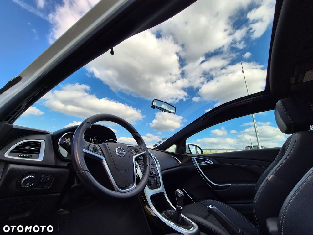 Opel Astra - 26