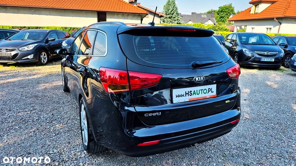 Kia Ceed 1.6 GDI XL - 16