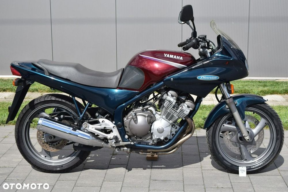 Yamaha XJ - 13