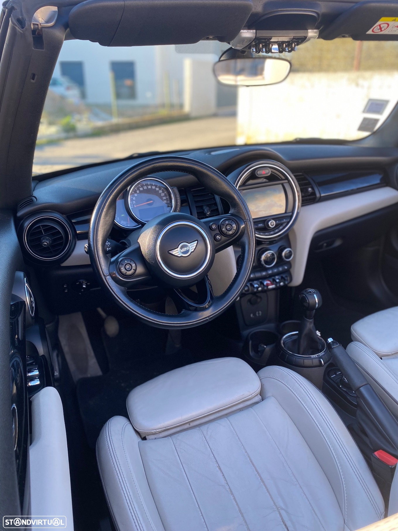 MINI Cabrio Cooper D - 8