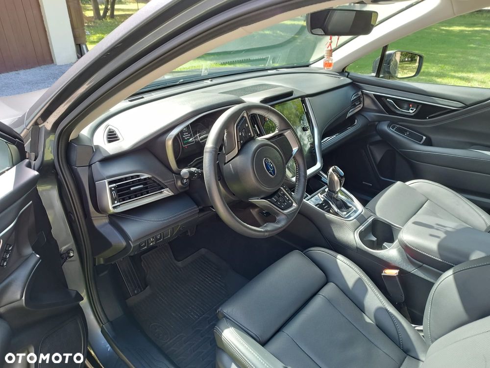Subaru Outback 2.5i Lineartronic Edition Platinum Cross - 3