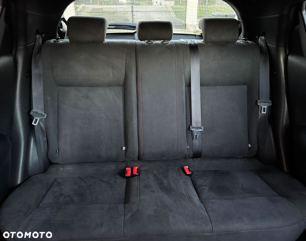 Nissan Juke 1.6 DIG-T Nismo RS 4WD Xtronic EU6 - 18