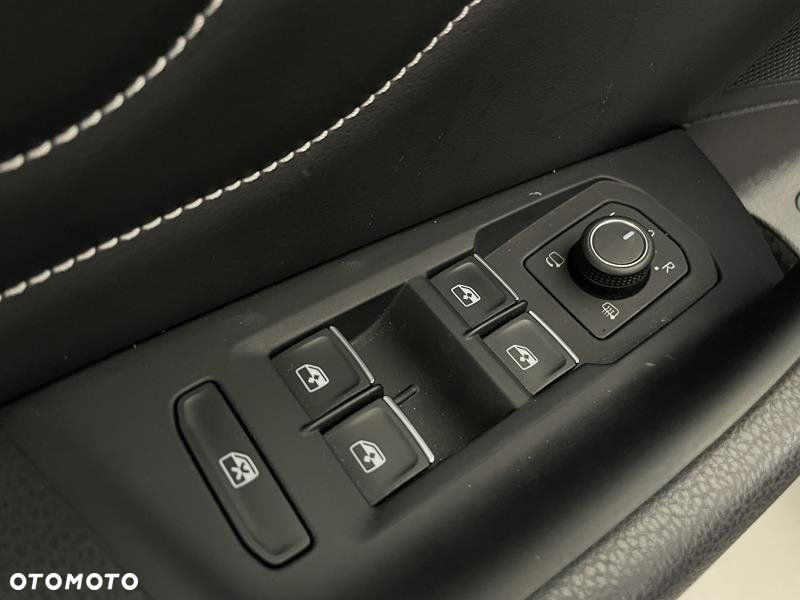 Volkswagen Passat - 9