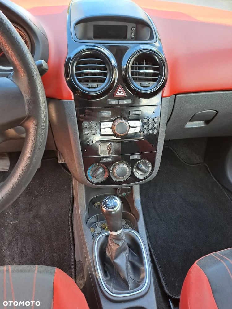 Opel Corsa 1.3 CDTI Essentia - 16