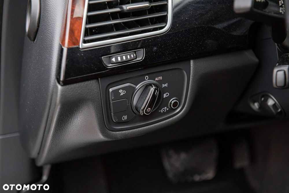 Audi A8 4.2 TDI Quattro - 30