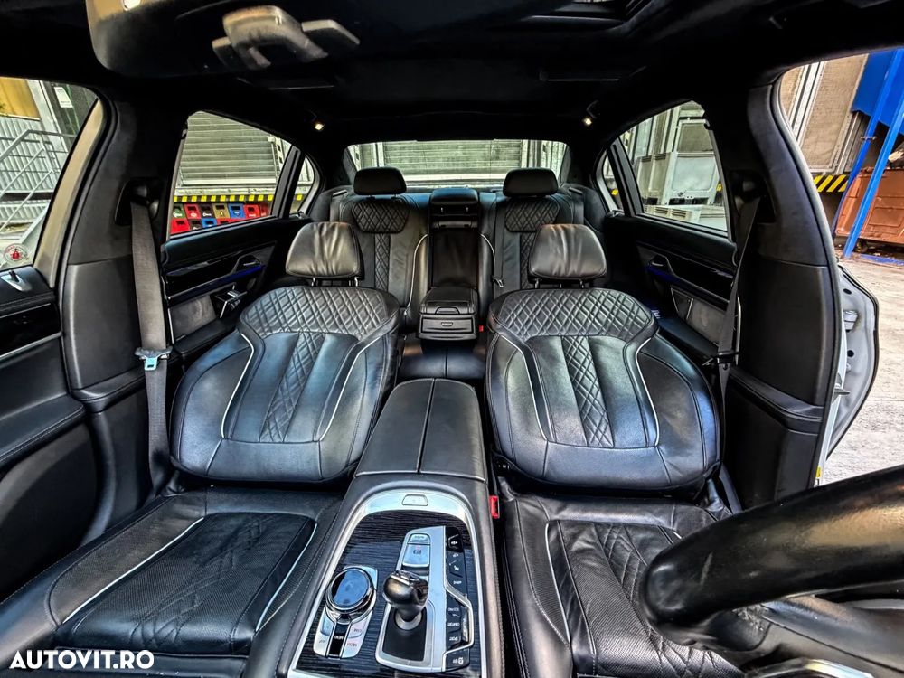 BMW Seria 7 740Li xDrive - 7