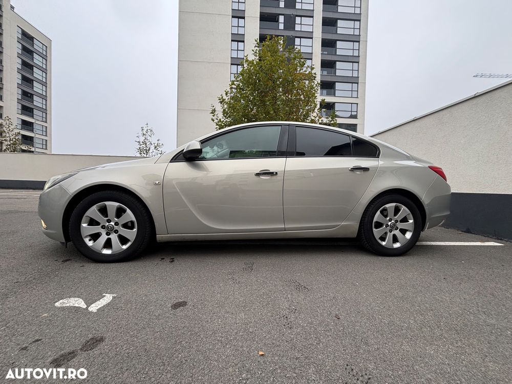 Opel Insignia - 11