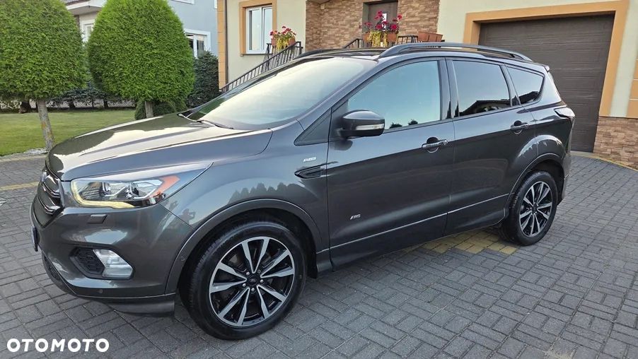 Ford Kuga 2.0 TDCi 4x4 ST-Line - 12