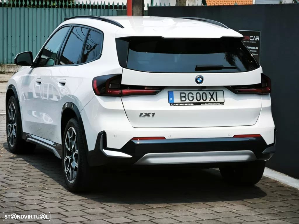 BMW iX1 eDrive20 - 2