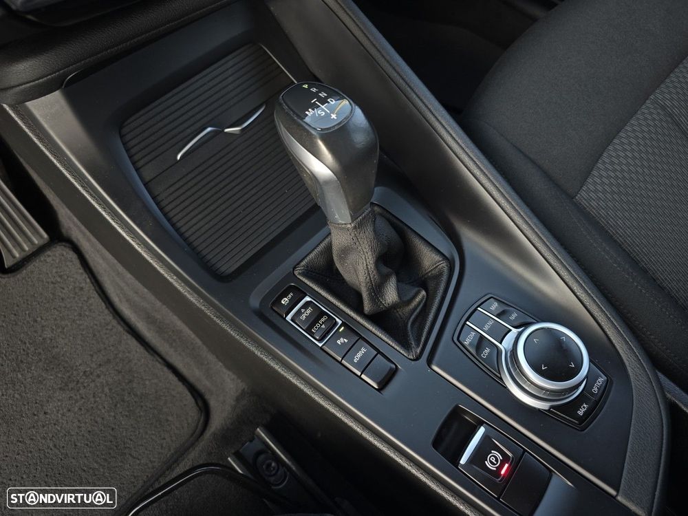 BMW X1 25 e xDrive xLine - 28