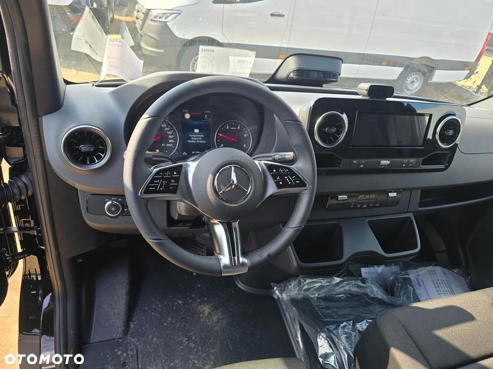 Mercedes-Benz Sprinter 317 CDI Long PRO 9G-Tronic - 11