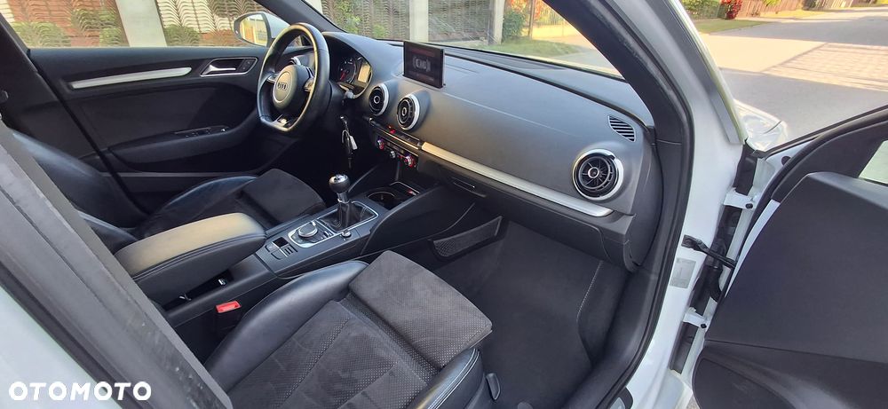 Audi A3 Sportback 2.0 TDI (clean diesel) S line Sportpaket - 17