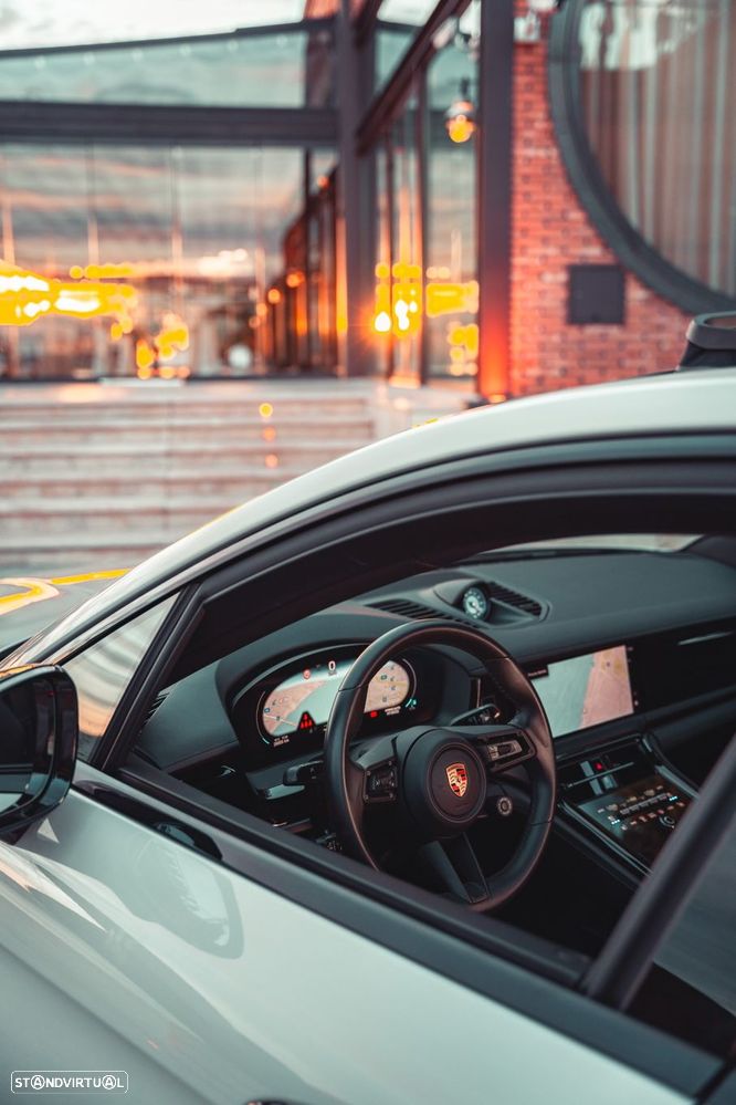 Porsche Panamera - 19