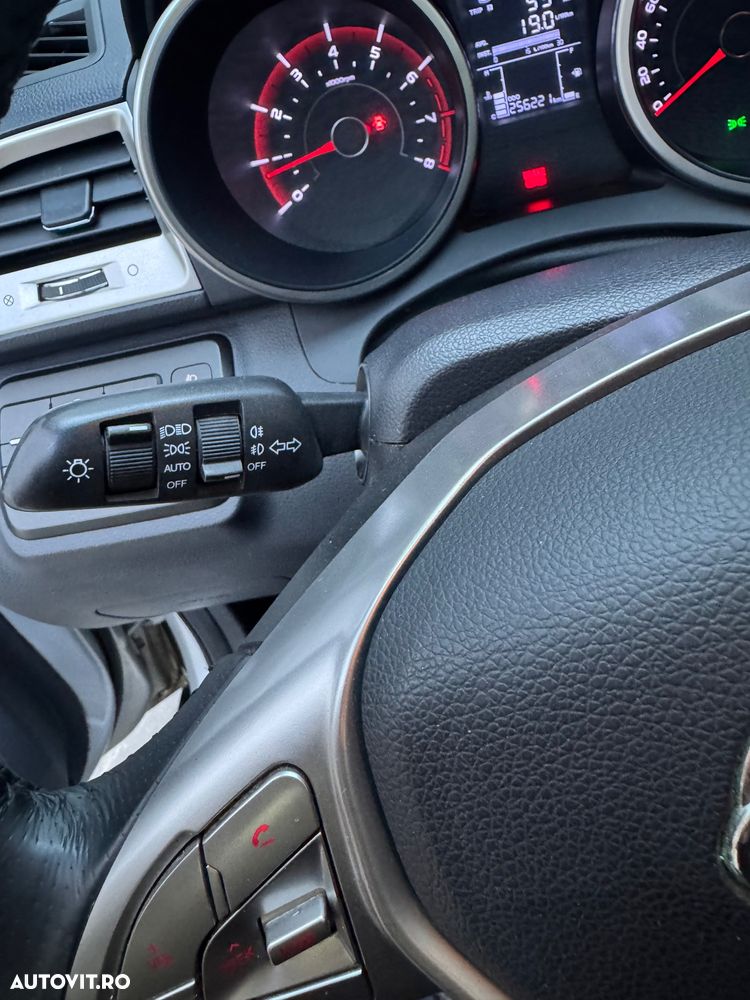 SsangYong Tivoli - 21