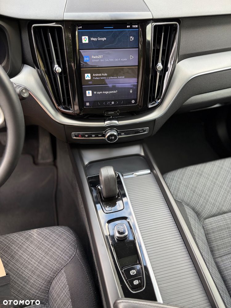 Volvo XC 60 B5 B AWD Geartronic Momentum Pro - 13