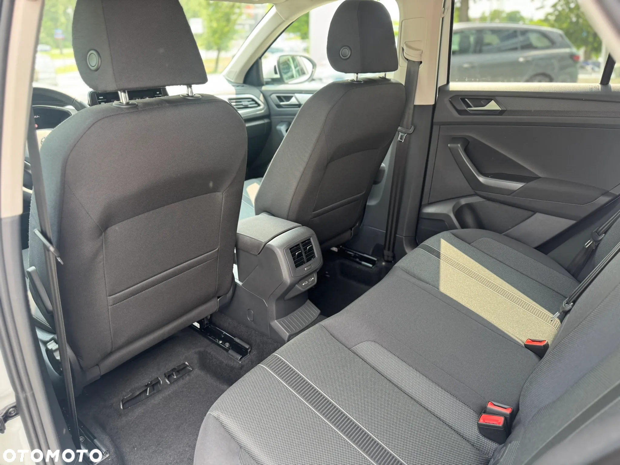 Volkswagen T-Roc 1.5 TSI Life DSG - 21