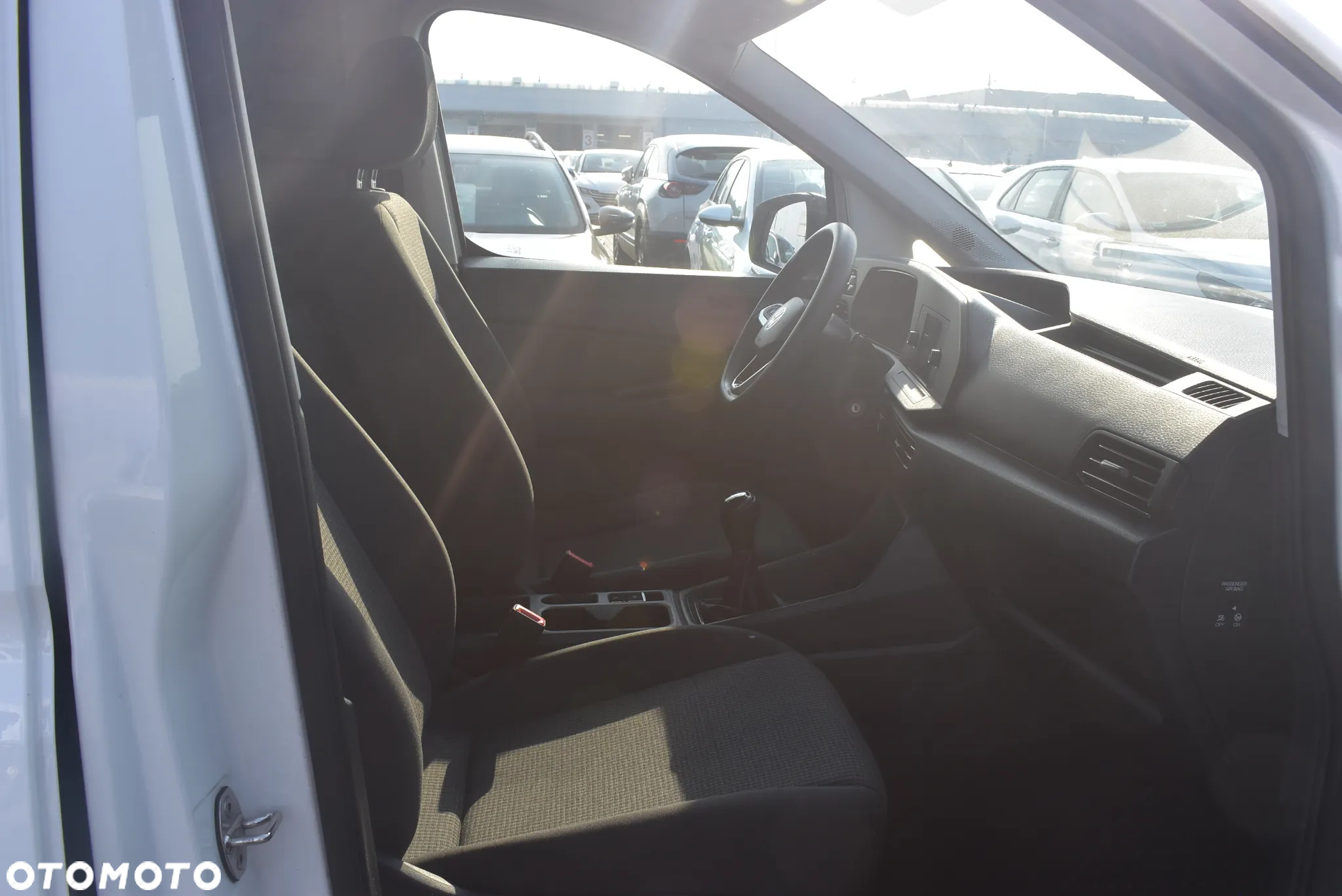 Volkswagen Caddy Maxi 2.0 TDI - 17