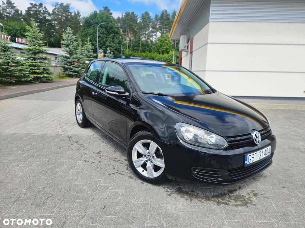Volkswagen Golf - 1