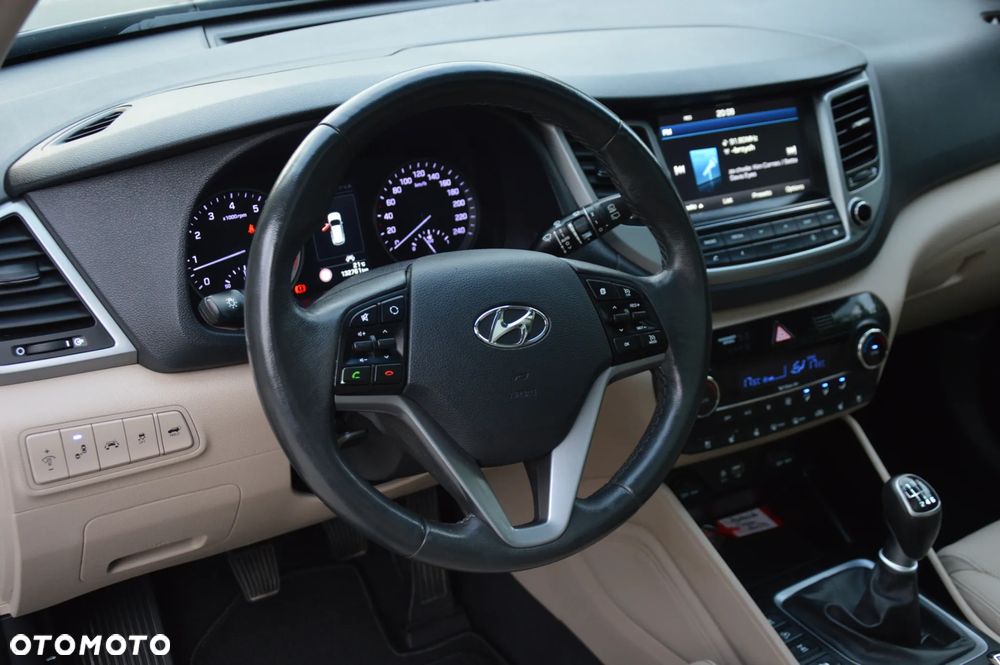 Hyundai Tucson 1.6 Turbo 4WD Intro Edition - 11