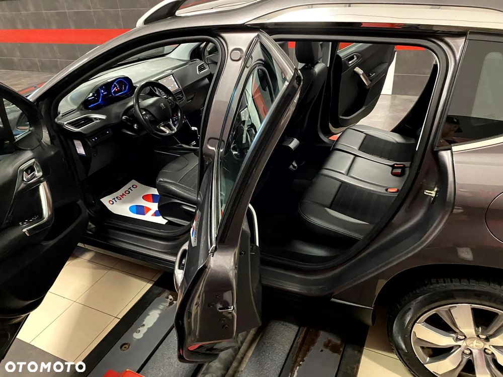 Peugeot 2008 1.6 VTi Allure - 17