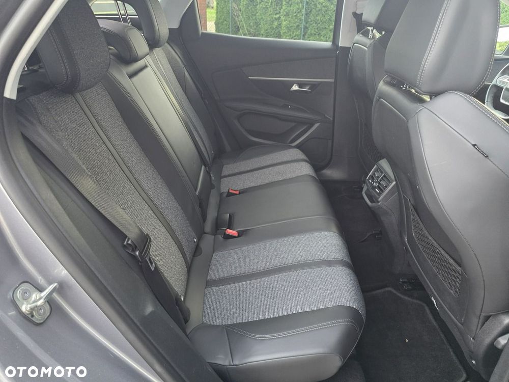 Peugeot 3008 1.6 BlueHDi Allure S&S - 10