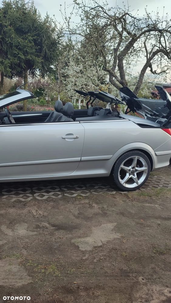 Opel Astra 1.9 CDTI Cosmo - 31