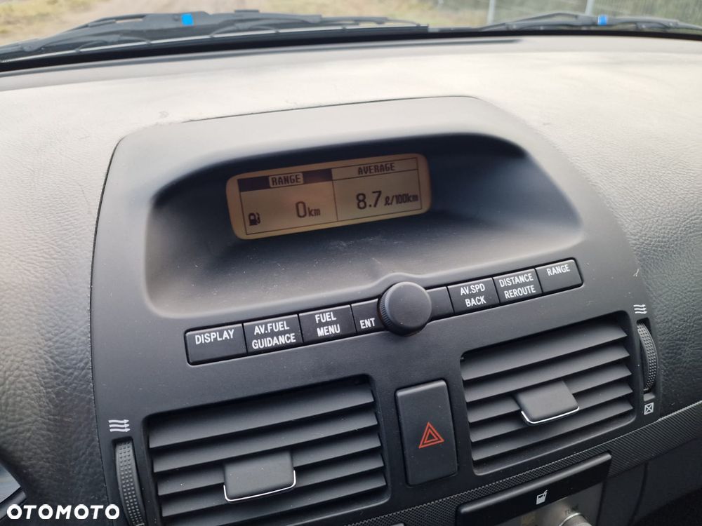 Toyota Avensis 2.0 VVT-i Executive - 16