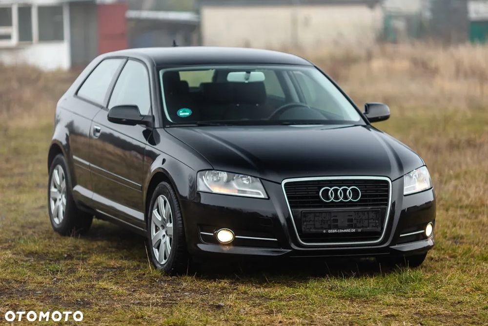 Audi A3 3-drzwiowe 2.0 TDI Ambition S tronic - 3
