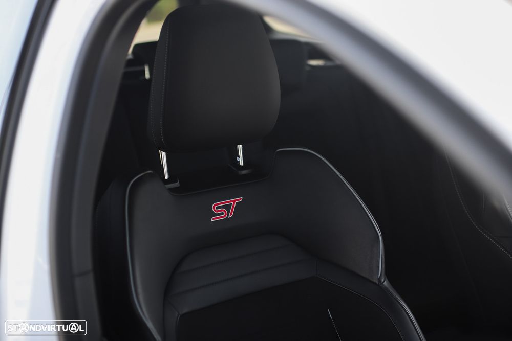 Ford Focus SW 2.3 EcoBoost ST3 - 23