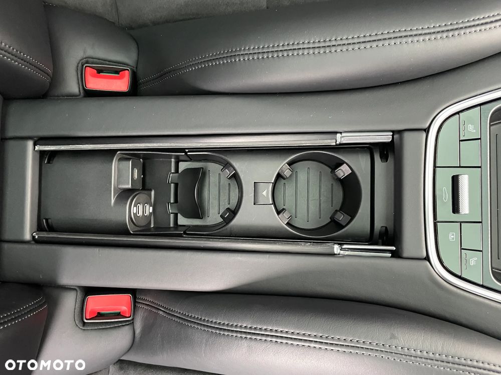 Porsche Panamera GTS - 20