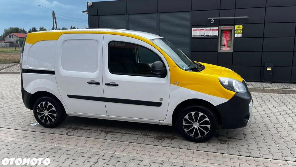 Renault 4 E-Tech - 4