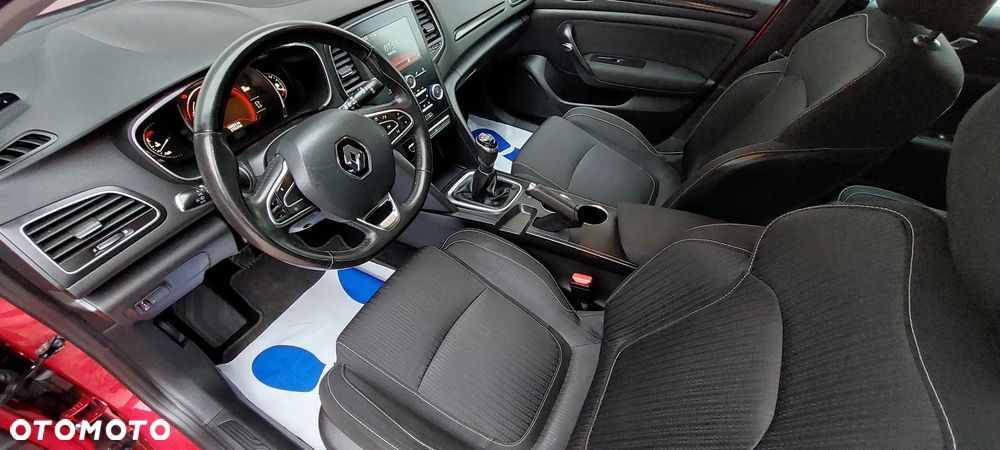 Renault Megane 1.2 Energy TCe Life - 17