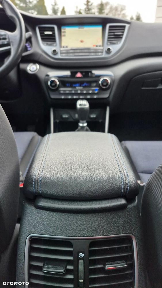 Hyundai Tucson 2.0 CRDI 2WD Style - 23