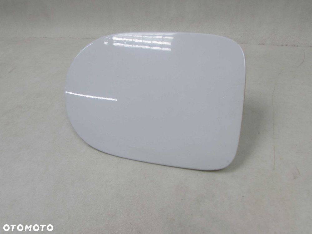 VOLVO C30 06-13 KLAPKA KOREK WLEWU PALIWA 31217785 614-46 - 3