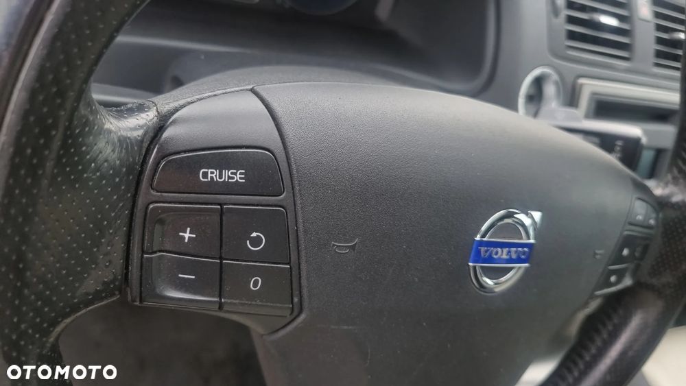 Volvo S40 D4 R-Design - 24