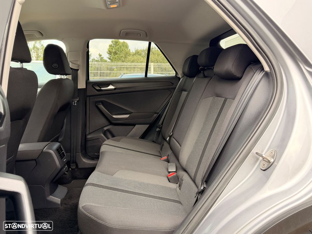 VW T-Roc 1.0 TSI Life - 40