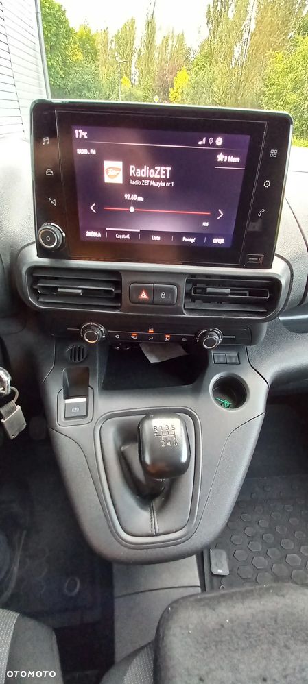 Opel COMBO - 25