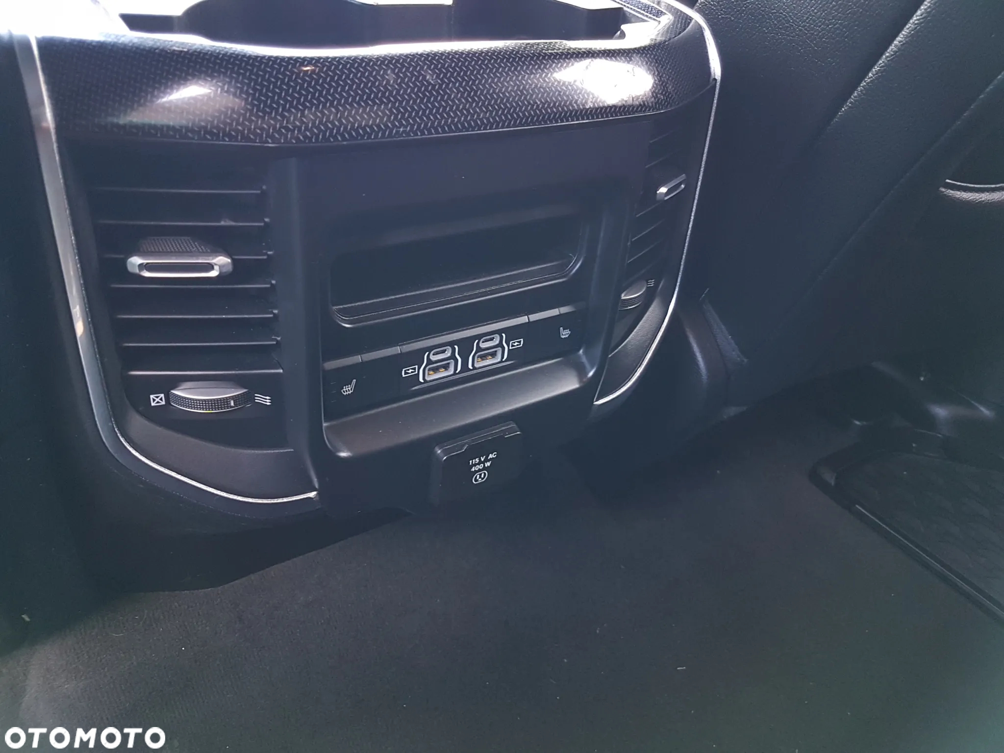 Dodge RAM 1500 5.7 4x4 - 11
