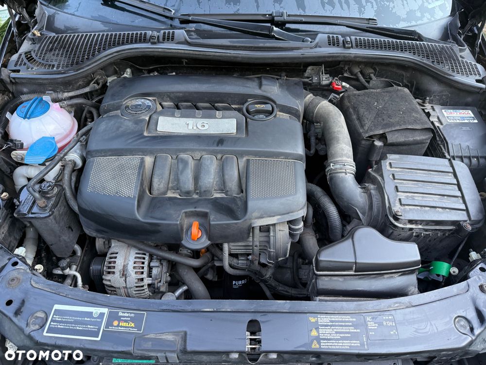 Skoda Octavia 1.6 - 10