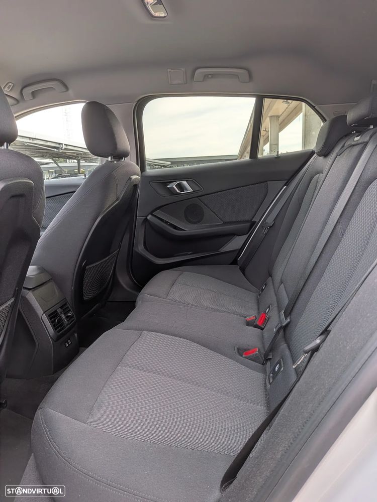 BMW 118 i Advantage - 5