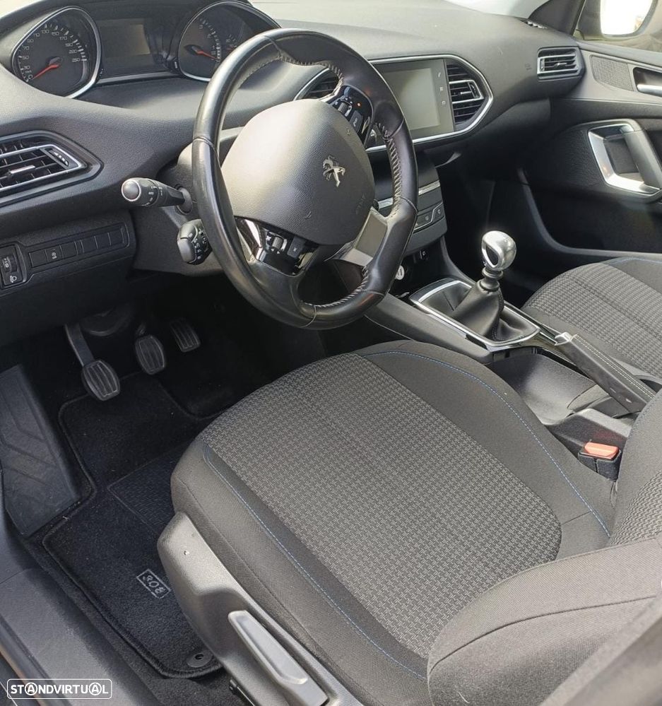 Peugeot 308 SW - 6
