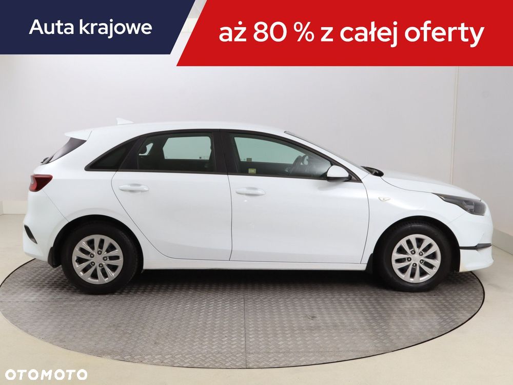 Kia Ceed - 8